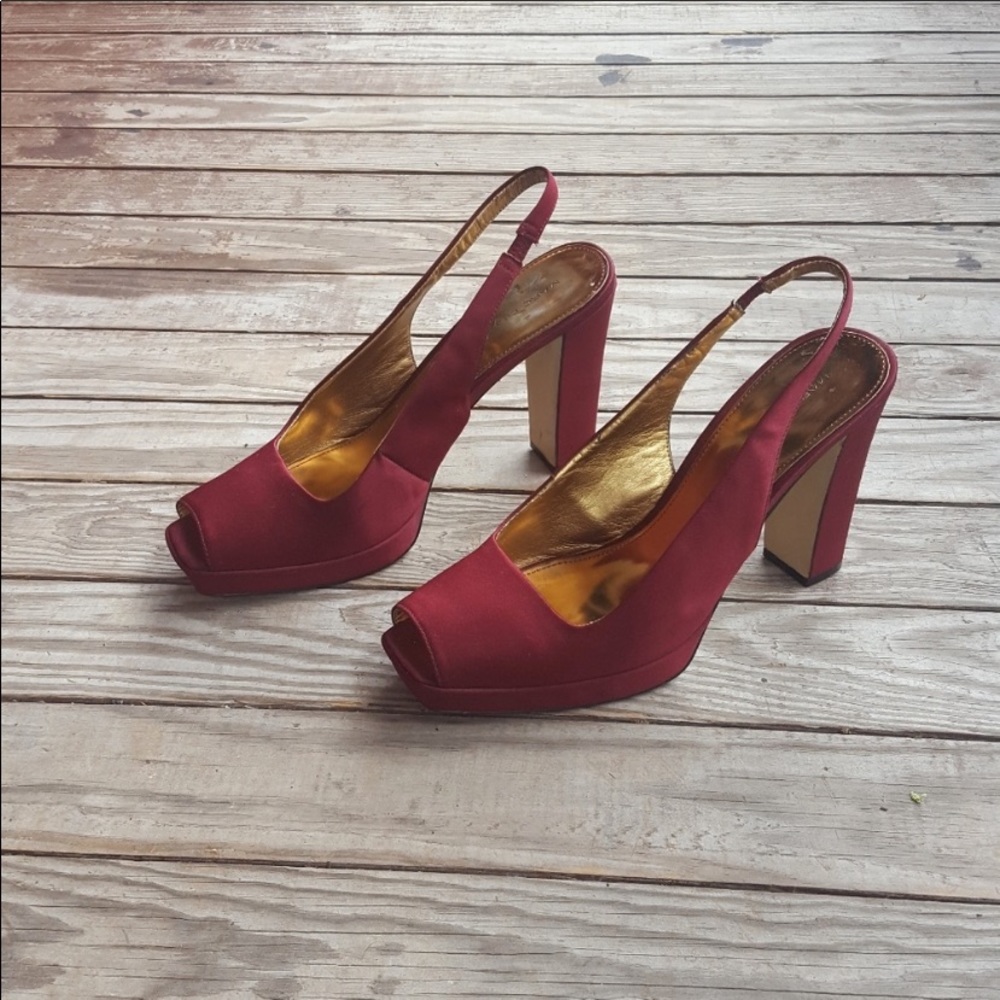 🖤2 for $15!🖤 Marc Fisher slingbacks
